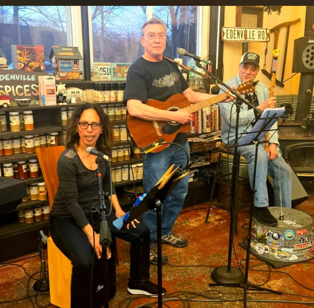 Concert : Sour Creme : Country Bluegrass Band